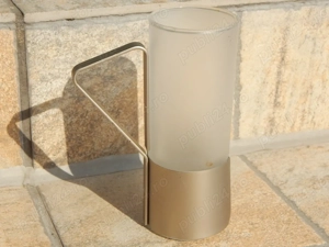 Pahar din sticla cu suport metalic detasabil