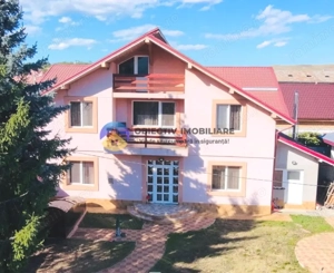VILĂ de vânzare – Zona 1 MAI,  PIATRA-NEAMȚ