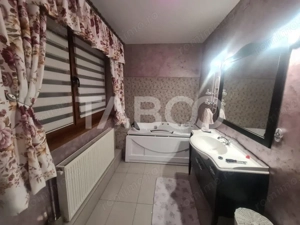 2 Case individuale moderne renovate 500 mp teren de vanzare Sibiu - imagine 19