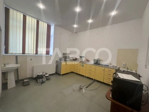 Apartament la casa 110 mpu 5 camere 2 bai parter Orasul de Jos Sibiu - imagine 4