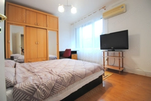 Apartament cu 3 camere de vanzare, in zona Medicina