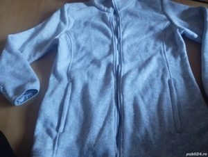 Hanorac nou(geacă),călduros ,cu puf în interior 