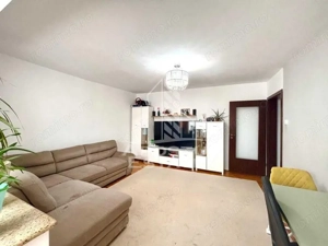 Apartament 3 camere,decomandat, renovat, zona Dambovita