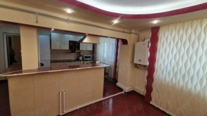 Inchiriez apartament 3 camere - imagine 4