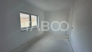 Apartament 3 camere 85 mpu parcare inclusa cu balcon zona Vest Sibiu - imagine 10