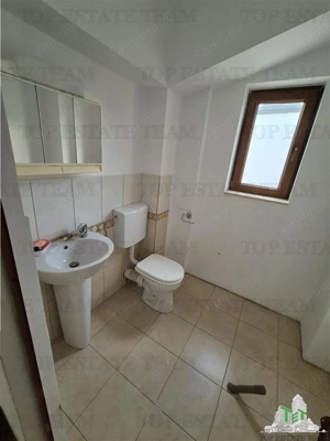 Oportunitate: vila cu 5 camere langa metrou Brancoveanu - imagine 13