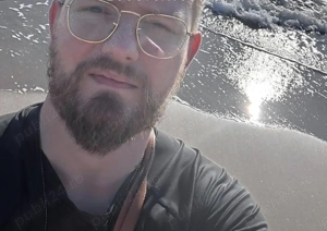 Relație cu beneficii pentru fete 18 +,  