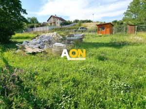 Teren parcelabil, 1600 mp, cu utilitati si iluminat stradal, Micesti