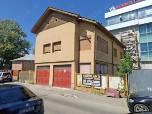 Comision cumparator 0% , Casa parter cu  etaj si teren 430mp.