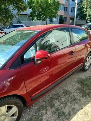 Citroen C4 coupe cu 100900 km !! Schimb cu S.octavia !! - imagine 5