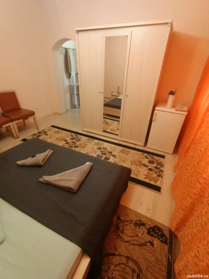 Langa Complexul Studențesc,pt 1 sau 2 sau 3 Persoane,Ocupabila Imediat,Merita Vazuta - imagine 2
