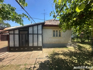 Casă bătrănească spațioasă + teren de vânzare, total 480mp  - imagine 5