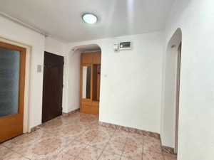 Apartament 3 Camere zona Basarabia