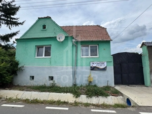 Casă spațioasă si 1790mp teren de vanzare in Hașag, la doar 30 km de Sibiu - imagine 2