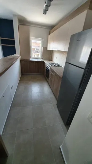 Apartament 2 camere centrala proprie Zona Braytim Biserica Tosca - imagine 5