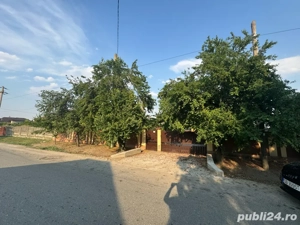 Casa de vanzare comuna Peretu