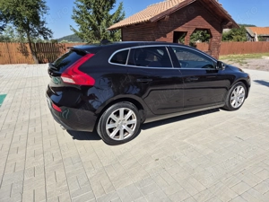 Volvo v40 model 2019 inmatriculata - imagine 4 Volvo v40 model 2019 inmatriculata - imagine 4
