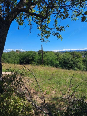 Teren intravilan în spatele Spitalului Județean Reșița