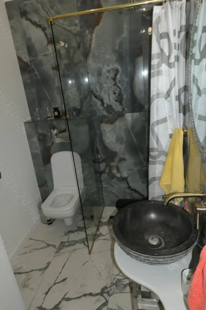 Apartament la casă amenajat modern, complet mobilat, zona Piața Mihai Viteazul, et. 1 - imagine 9