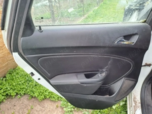 De vânzare interior 