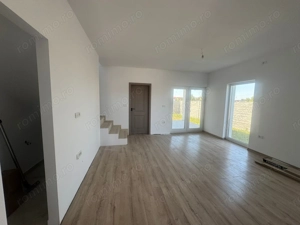 Duplex - 4 camere - Comision 0 - Moșnița Nouă, situat aproape de 4 benzi - imagine 4 Duplex - 4 camere - Comision 0 - Moșnița Nouă, situat aproape de 4 benzi - imagine 4