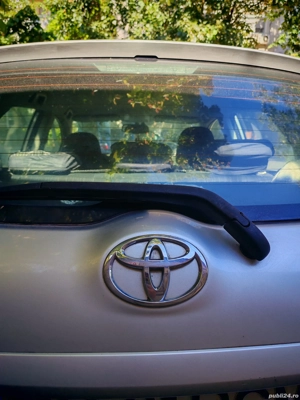 Vand Toyota Auris 1,6 benzină  - imagine 3