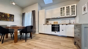 Chirie în inima orașului Oradea, 3 camere, 60 mp - imagine 7 Chirie în inima orașului Oradea, 3 camere, 60 mp - imagine 7