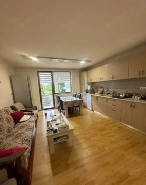 Apartament 3 camere, 82 mp, parter înalt + boxă 30 mp + 2 locuri de parcare