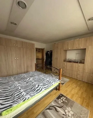 Apartament 3 camere, 82 mp, parter înalt + boxă 30 mp + 2 locuri de parcare - imagine 5