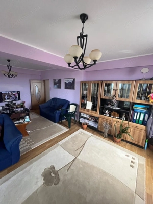 Apartament cu 4 camere FOARTE MARE inel 1