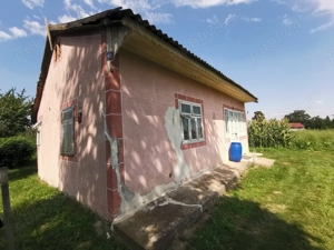 Gradina și casa batraneasca în DUMBRĂVENI SV - imagine 3