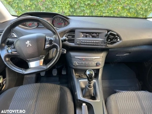 Peugeot 308, 2  km, unic proprietar - imagine 2 Peugeot 308, 2  km, unic proprietar - imagine 2