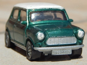 Macheta Austin Rover Mini Cooper II 1967 sc 1:60 Siku metalica uzata - imagine 4