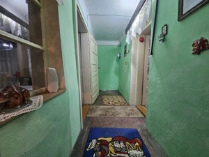 Casa Individuala, la intrarea in Ghiroda, pe CF de Timisoara. Gradina generoasa - imagine 3