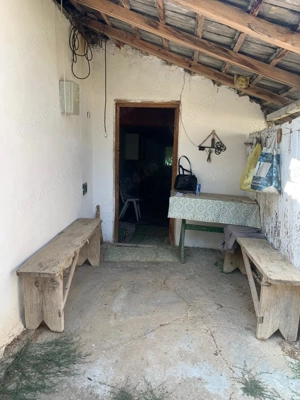 Casă bătrânească+ curte 500mp - imagine 3