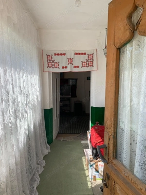 Casă bătrânească+ curte 500mp - imagine 2