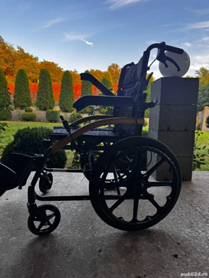 Vând carucior adulți 