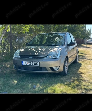 Ford fiesta  - imagine 4