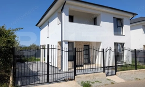 Casă individuală, la cheie, zona Micesti