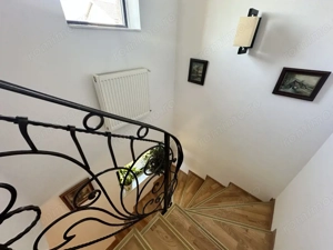 Vila superba Str Safirului la 2 min de Ghencea și 10 min M Raul Doamnei - imagine 8