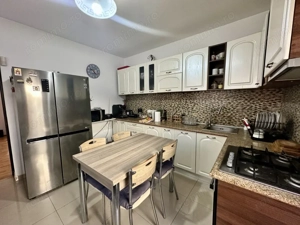 Vila superba Str Safirului la 2 min de Ghencea și 10 min M Raul Doamnei - imagine 3