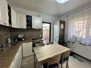 Vila superba Str Safirului la 2 min de Ghencea și 10 min M Raul Doamnei - imagine 4