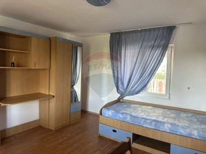 Casă spațioasă în Ciritei, gata de mutat - imagine 12