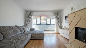 Comision 0 %! Apartament cu 4 camere de vânzare! Movilei