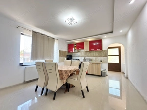 Casă cu 5 camere de vânzare loc. Frumușeni, jud. Arad - imagine 9