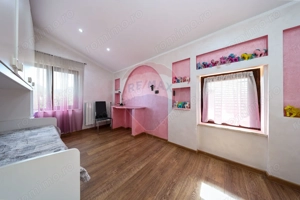 Conac, proprietate unica, in mijlocul naturii, Sacele! - imagine 18