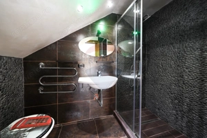 Conac, proprietate unica, in mijlocul naturii, Sacele! - imagine 8