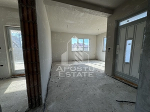 Casa tip Duplex in Giroc la asfalt cu toate utilitatile. 134 mp utili.