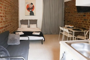 GaraDeNordPlevnei parter22mp Vespasian25A camera+chicineta+baie CurteComunaProprietar