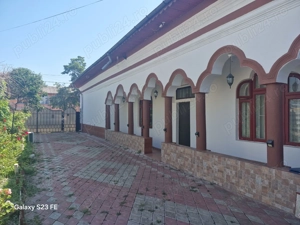 Vand casă deosebită